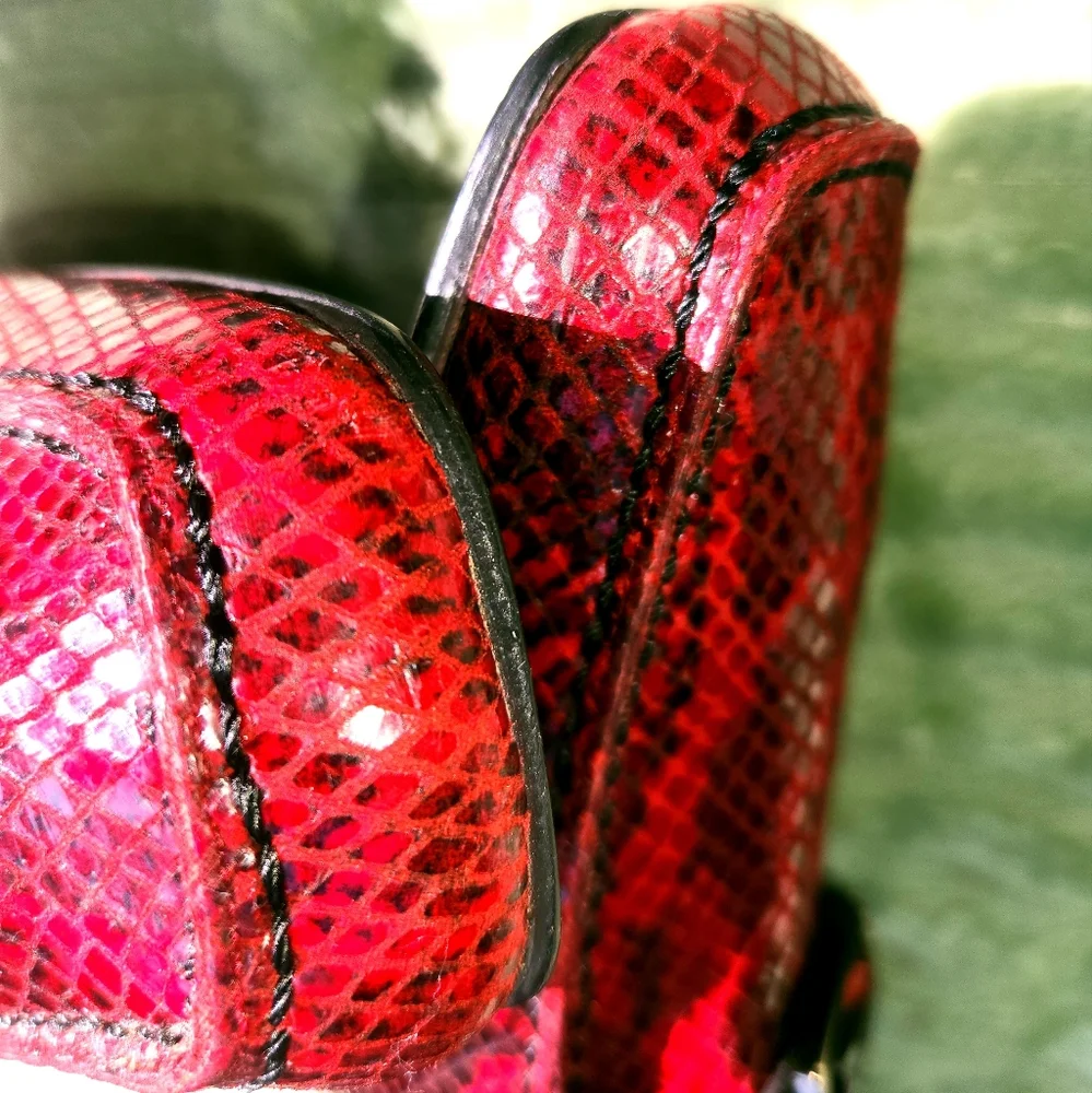 Stuart Weitzman Red Snakeskin Women's Slip-On Loafers w/Glossy Finish Sz. 10.5 - Picture 14 of 16